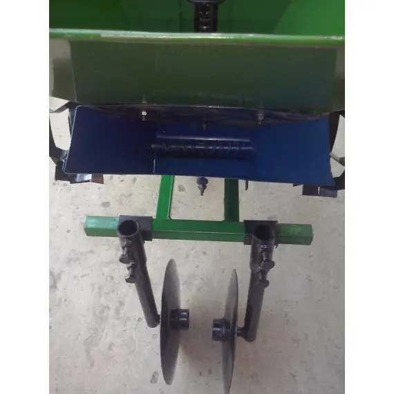 купити Картоплесаджалка КСП-45Б з бункер для добрива (АМ), фото , изображение 4