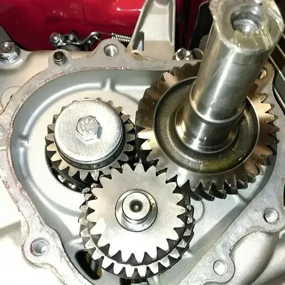 Двигун бензиновий 18 к.с. Weima WM192FE-L (котушка 20А) вал 25.00 мм — шпонковий, фото 9 - интернет магазин Вейма